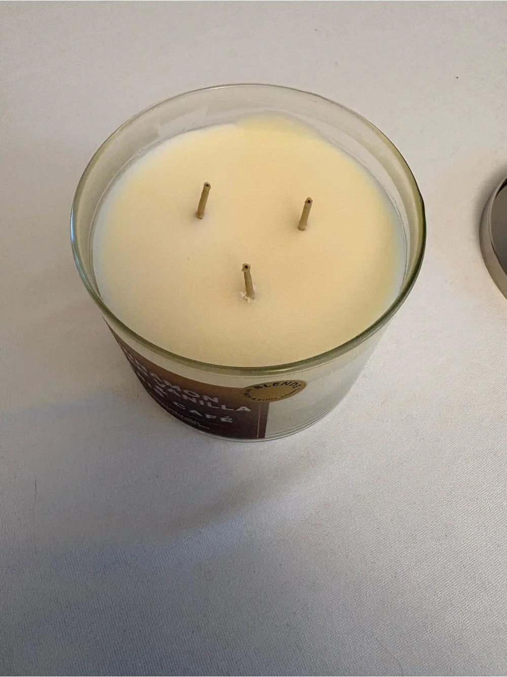 Bath & Body Works Cinnamon Spiced Vanilla & Paris Café Candle Limited Edition